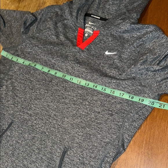 Nike Running Pullover Lightweight Top - Picture 3 of 7